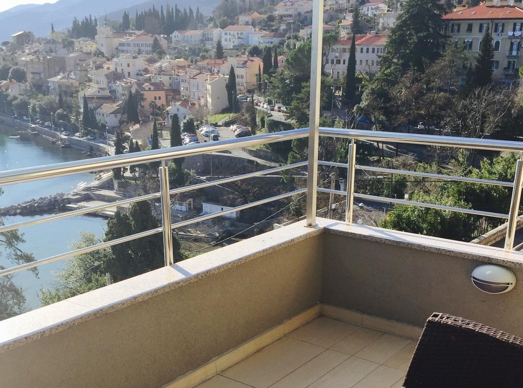 Villa Dinka Vip Apartmani Opatija Room photo