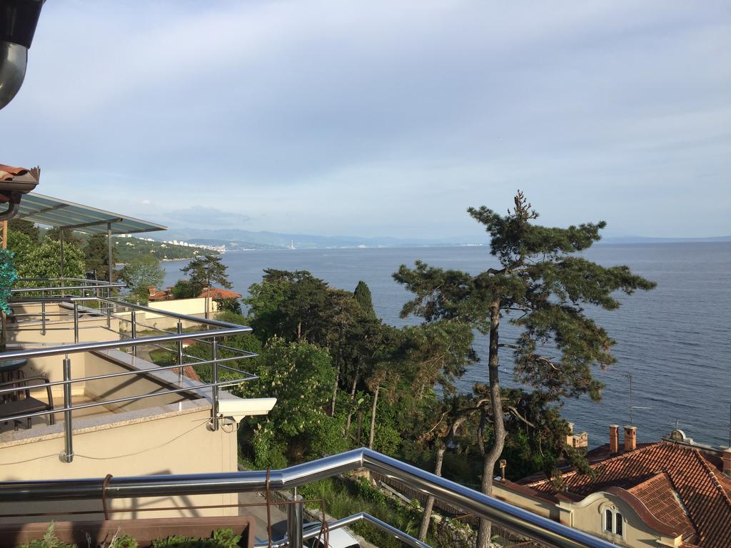 Villa Dinka Vip Apartmani Opatija Exterior photo